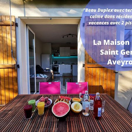 Appartamento Maison mitoyenne piscines chauffées et tourisme vert Saint-Geniez-dʼOlt Esterno foto